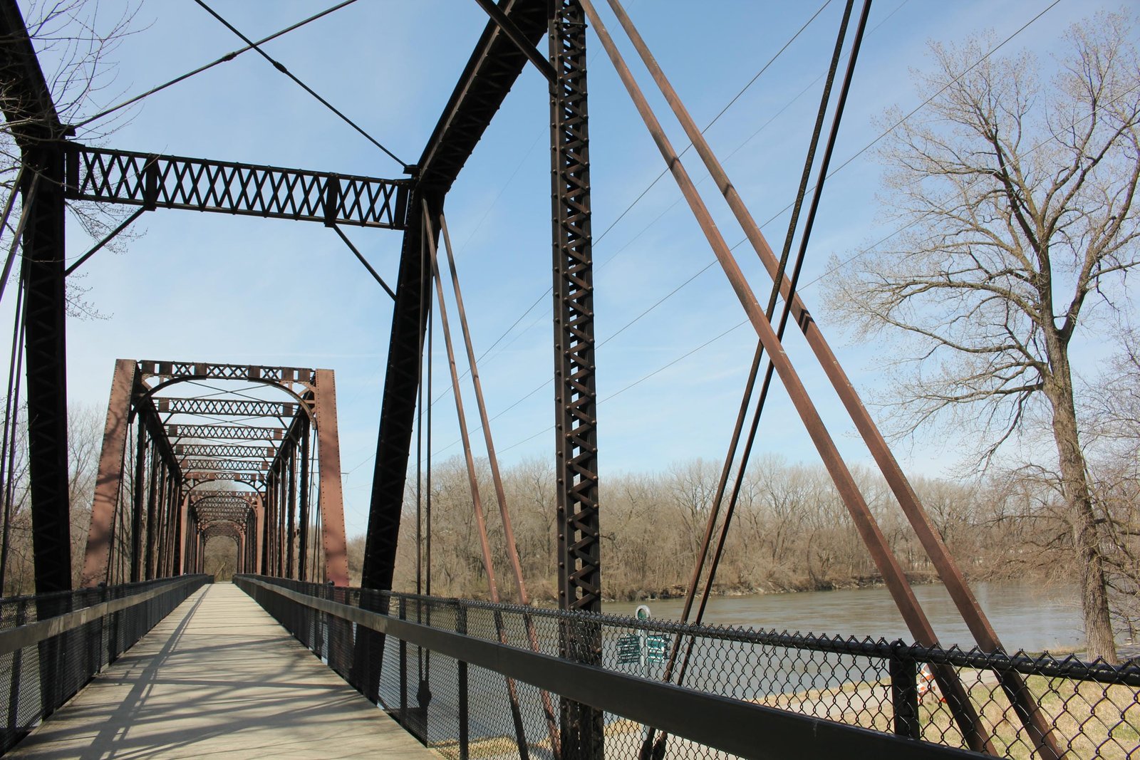 Vertical member detail, east span (span #1)